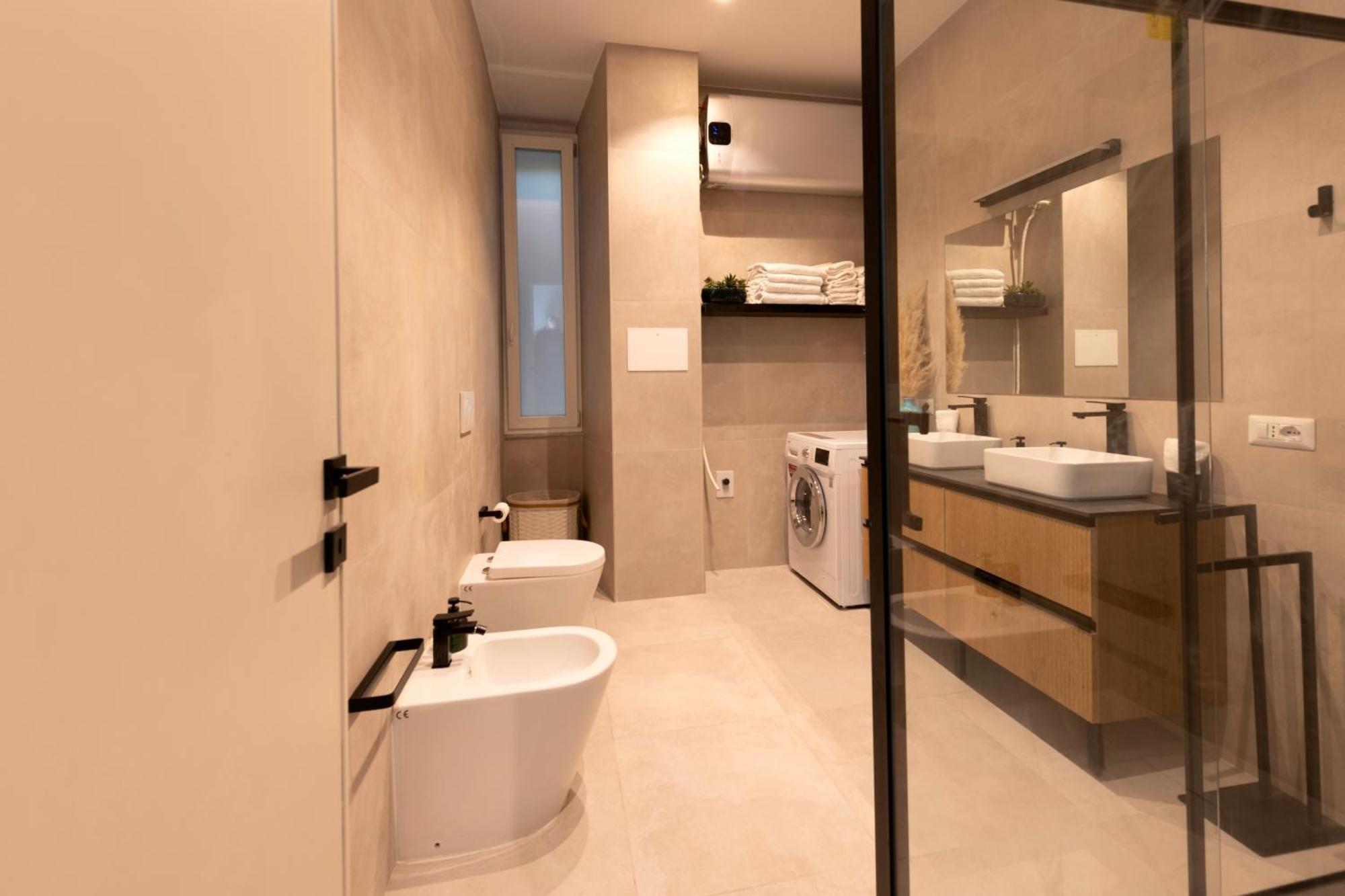 Bastioni Central Apartment Civitavecchia Ngoại thất bức ảnh